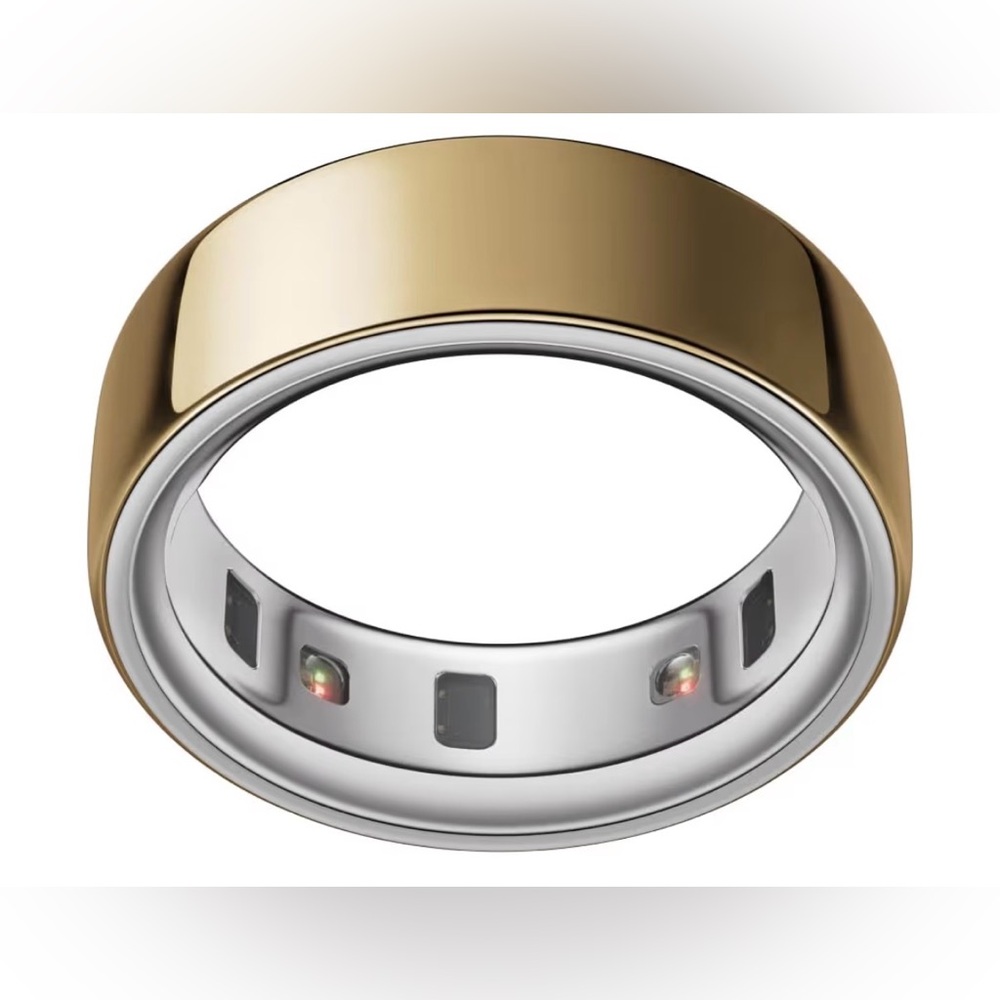 Oura Ring 4 –Size 7 Excellent Battery Life–GOLD- Includes Box & Protective Cover